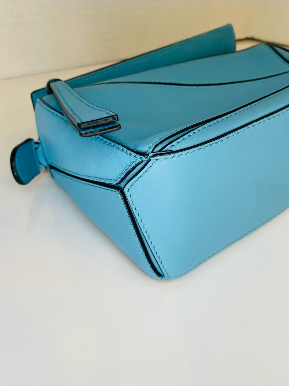 Women's Loewe Puzzle bag mini Blue Leather Top-Handle Bag - Picture 6 of 12
